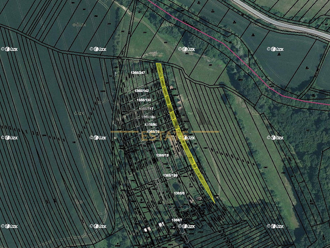 Prodej pole 1 137 m²