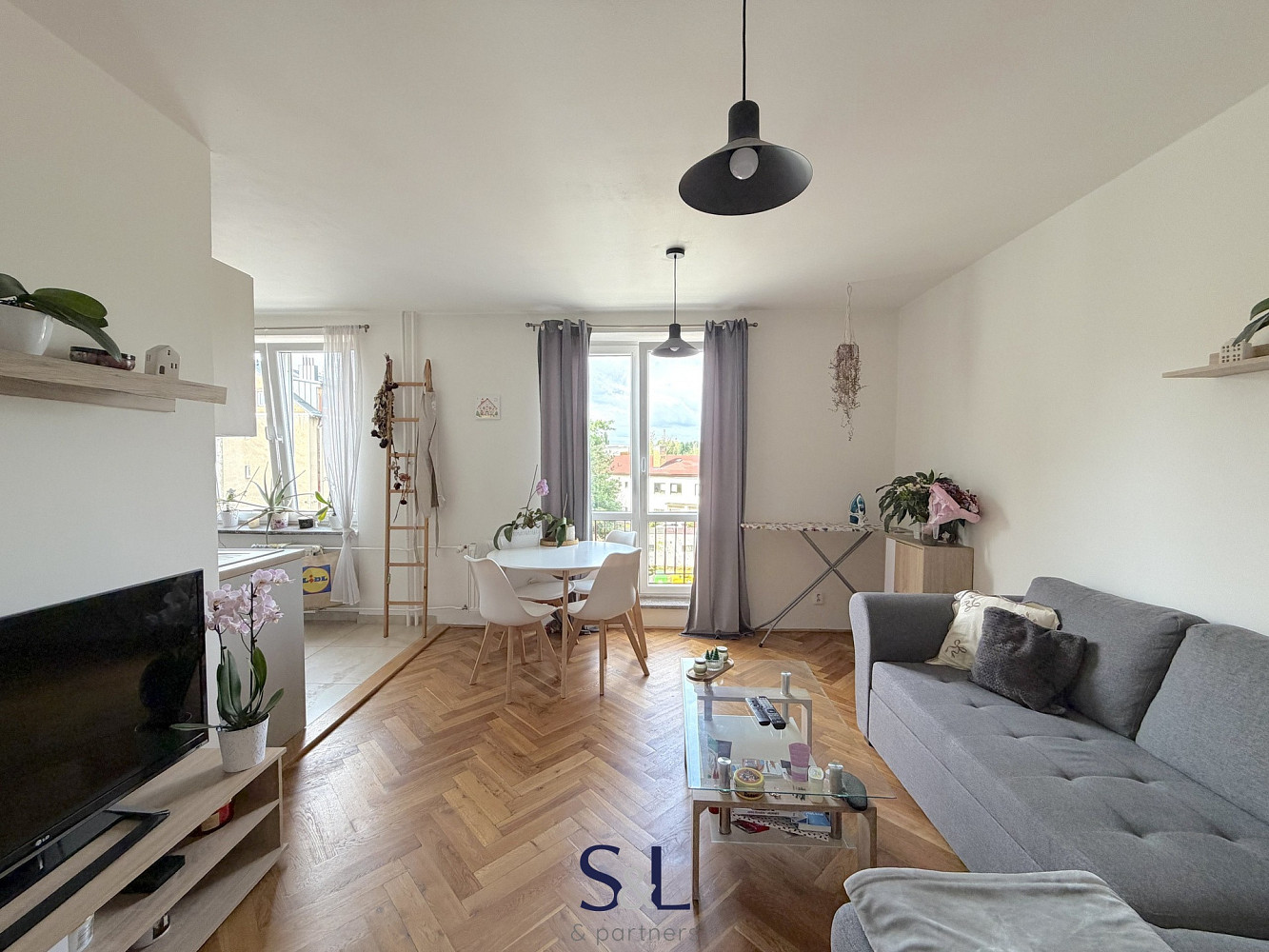 Pronájem bytu 2+1 52 m² – fotografie 4