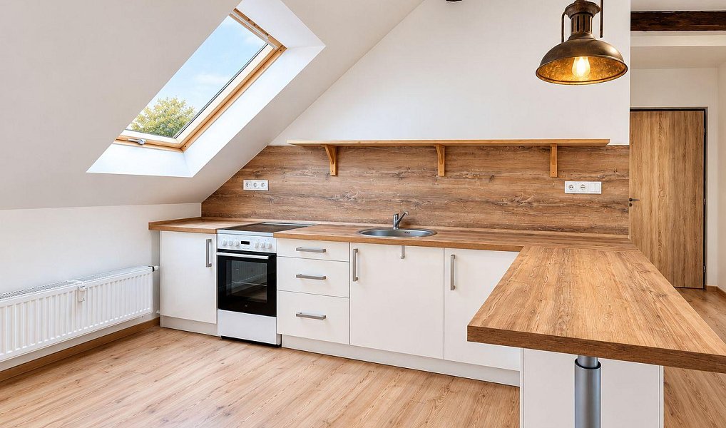 Pronájem bytu 1+kk, 47 m², Teplice, Hrob