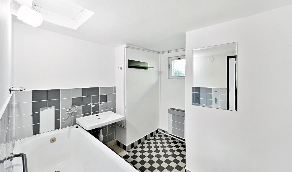Prodej domu 250 m² s pozemkem 885 m², Milešov – náhled fotky 23