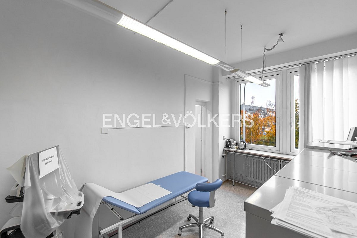 Pronájem komerčního objektu (jiného typu) 36 m²