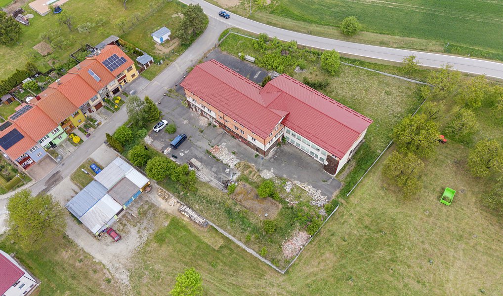 Prodej nájemního domu, činžáku 1 650 m², Staré Hobzí – náhled fotky 5