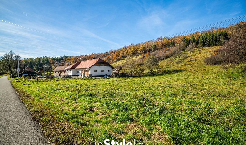 Prodej stavebního pozemku 4 748 m², Lopeník – náhled fotky 4