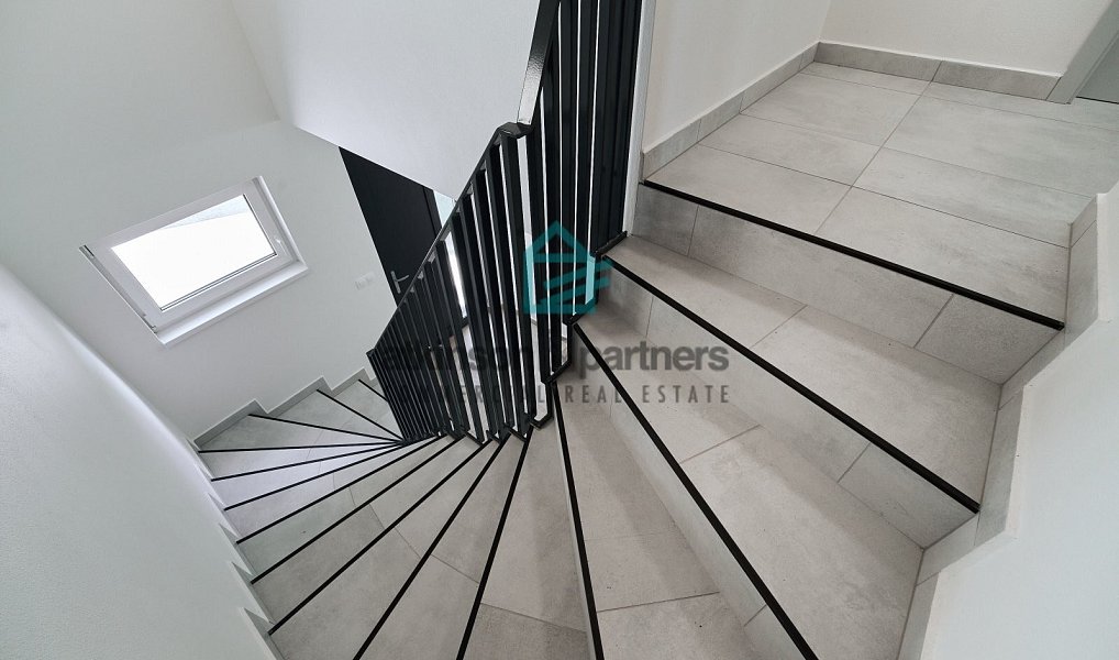 Prodej domu 115 m² s pozemkem 305 m², Horní Planá – náhled fotky 12