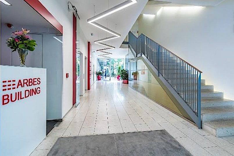 Pronájem kanceláře 215 m² – fotografie 2