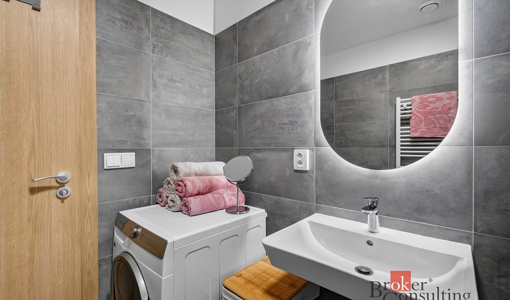 Prodej bytu 3+kk 78 m², Holubice – náhled fotky 13