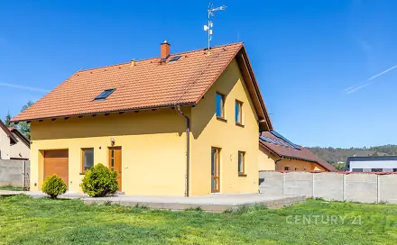 Prodej domu 137 m² s pozemkem 889 m², Za Úvozem, Trubín, okres Beroun