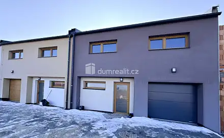 Pronájem domu 136 m² s pozemkem 262 m², Huštěnovice, okres Uherské Hradiště