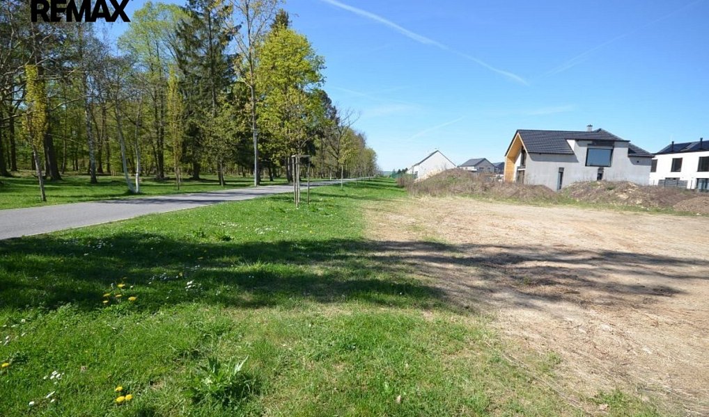 Pronájem zahrady 800 m², Slaný – náhled fotky 7