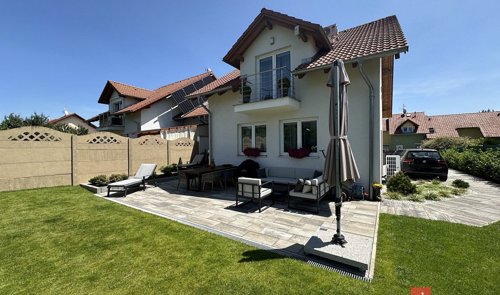 Prodej domu 154 m² s pozemkem 577 m², Líně – náhled fotky 34