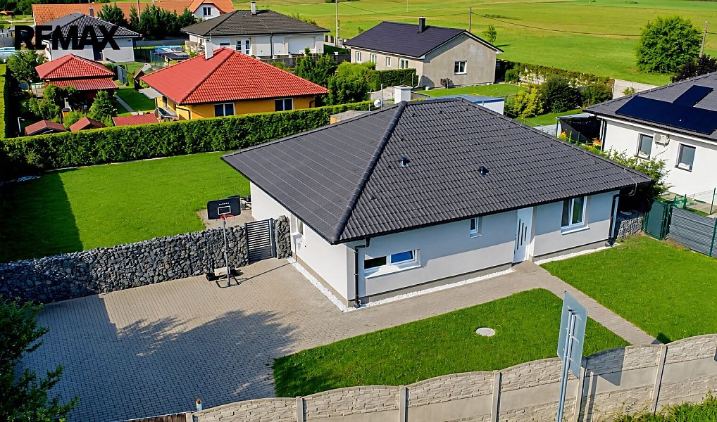 Prodej domu 92 m² s pozemkem 787 m², Tuhaň – náhled fotky 4