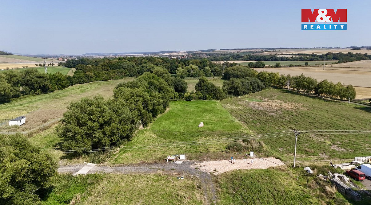 Prodej stavebního pozemku 996 m² – pohled 5