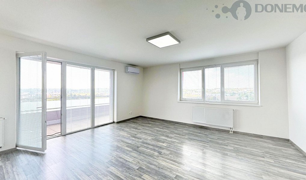 Pronájem bytu 3+kk 82 m², Olomouc – náhled fotky 4