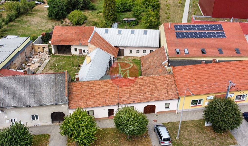 Prodej domu 340 m² s pozemkem 1 272 m², Hranice – náhled fotky 28