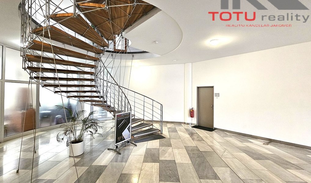 Pronájem obchodních prostor 155 m², Chrudim – náhled fotky 10