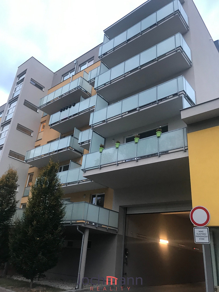 Pronájem, parkovací stání, 16m2 - české budějovice 3 — photo 3