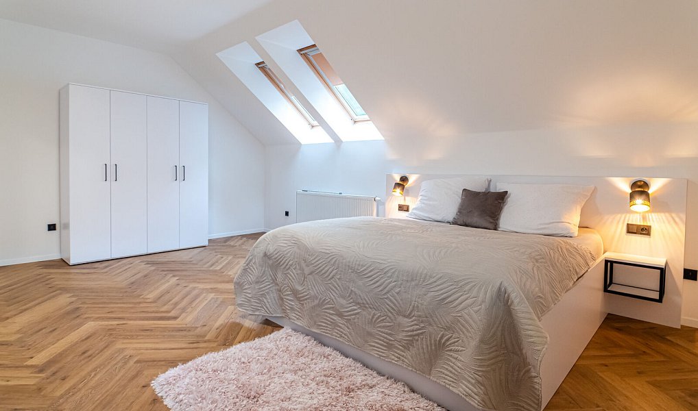 Prodej domu 350 m² s pozemkem 1 688 m², Sobotín – náhled fotky 33