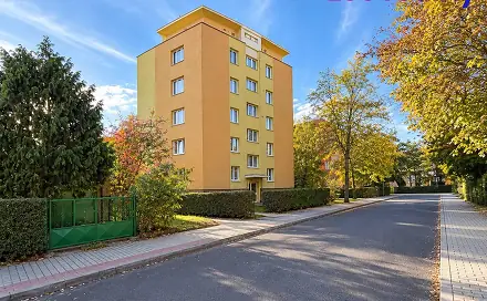Pronájem bytu 2+1 51 m², Haškova, Chomutov