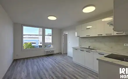 Pronájem bytu 4+kk 67 m², Plamínkové, Praha 4 - Nusle