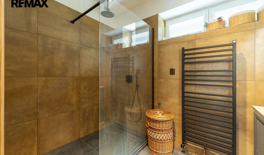 Prodej bytu 4+1 120 m², Vsetín – náhled fotky 9