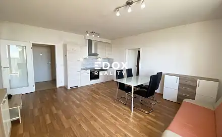 Pronájem bytu 2+kk 57 m²