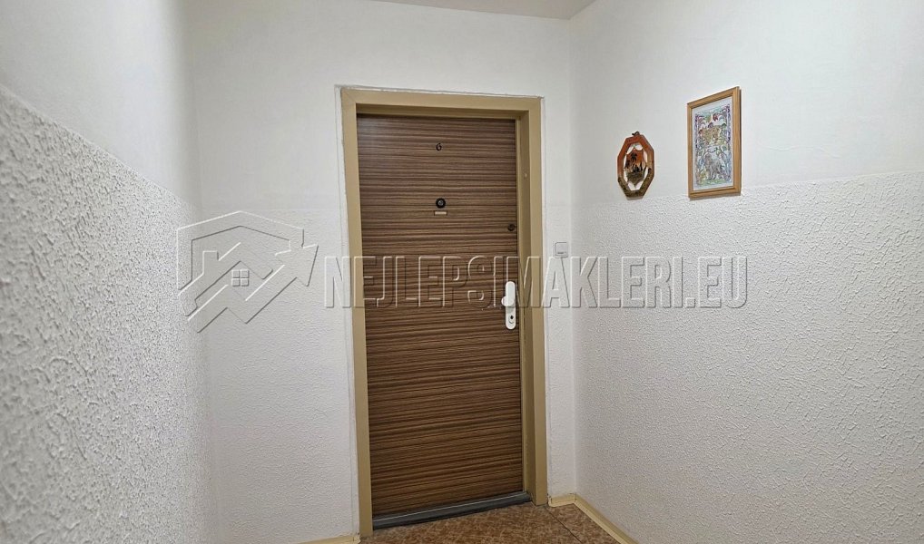 Prodej bytu 4+1 84 m², Praha – náhled fotky 25
