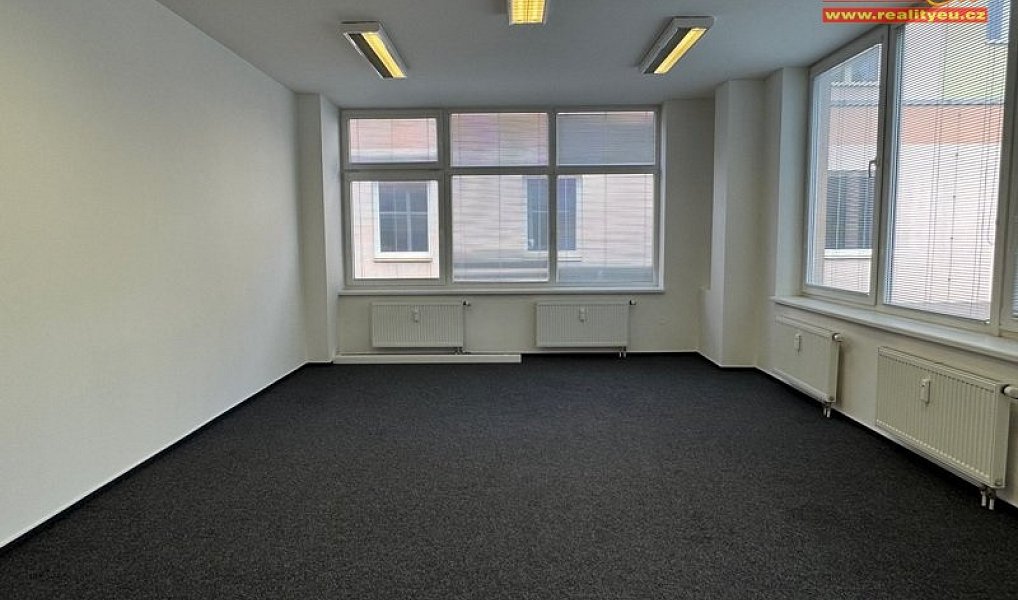 Pronájem kanceláře 15 m², Náchod – náhled fotky 10