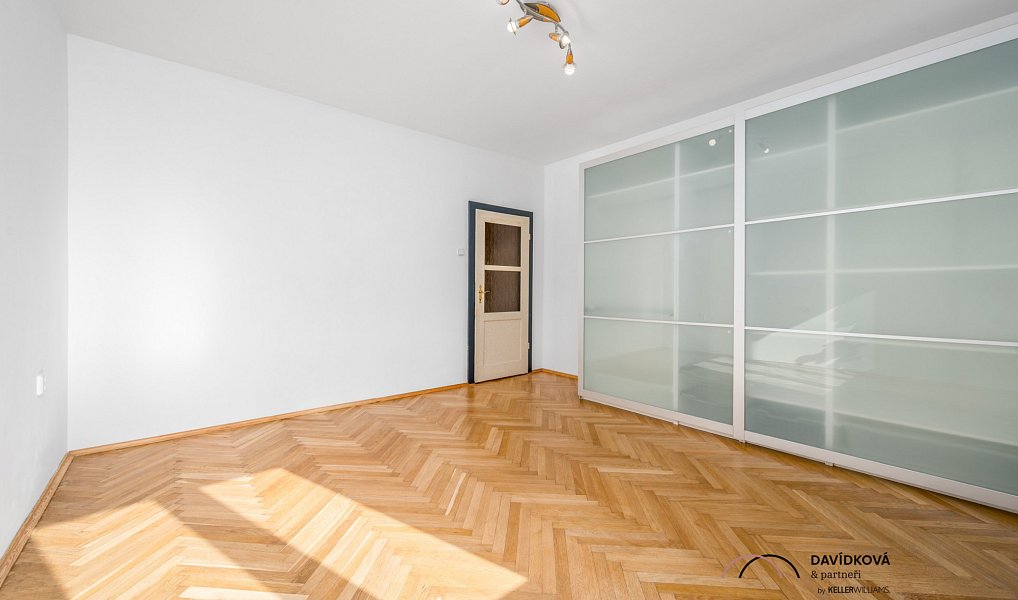 Prodej bytu 2+1 72 m², Velešín – náhled fotky 8