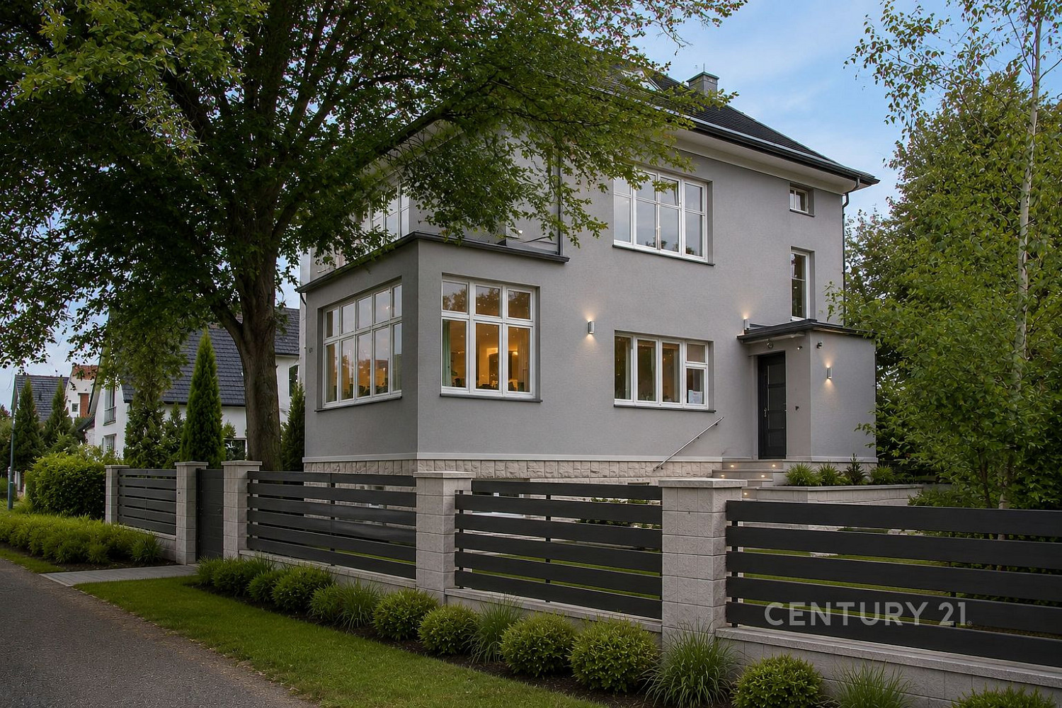 Prodej domu 296 m² s pozemkem 878 m²