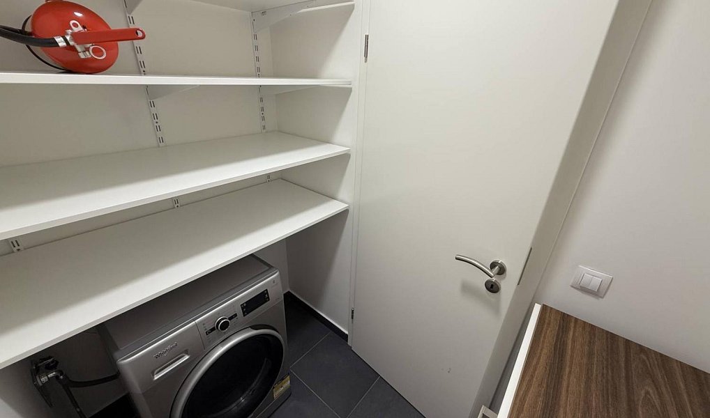 Pronájem bytu 1+kk 39 m², Praha – náhled fotky 7