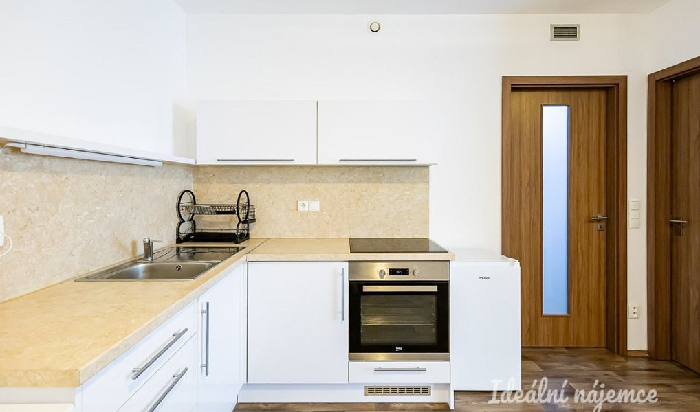Pronájem bytu 2+kk 44 m², Praha – náhled fotky 7