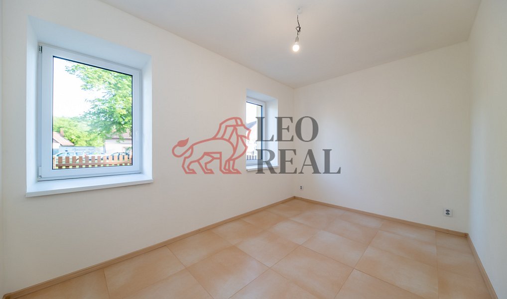 Prodej domu 150 m² s pozemkem 398 m², Hostivice – náhled fotky 8