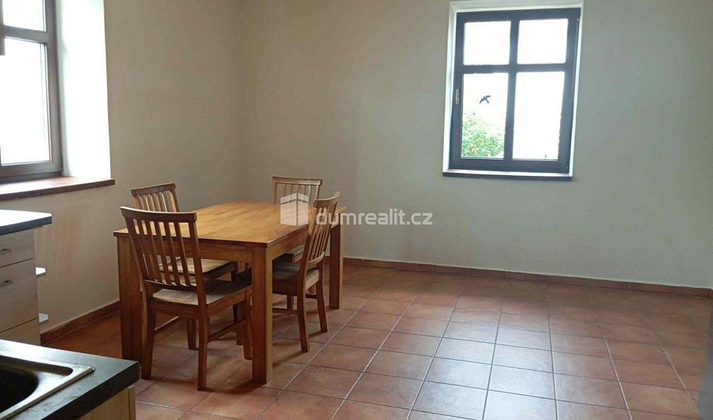 Prodej domu 60 m² s pozemkem 1 036 m², Oslov – náhled fotky 4