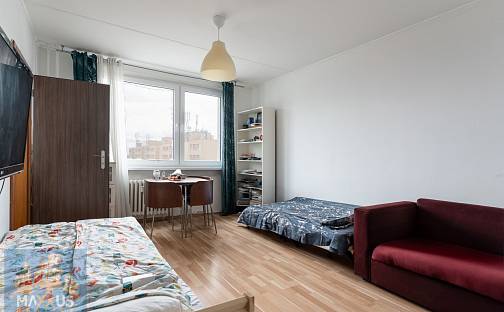Prodej bytu 1+kk 30 m², Sosnovecká, Praha 8 - Troja