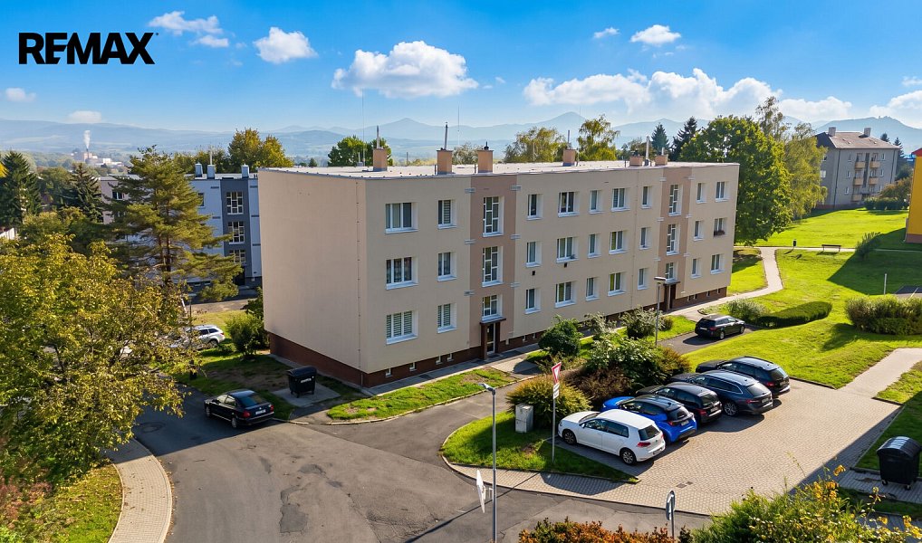 Pronájem bytu 2+1 52 m², Krupka – náhled fotky 2