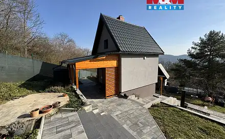 Prodej chaty/chalupy 54 m² s pozemkem 692 m², Dolní Zálezly, okres Ústí nad Labem