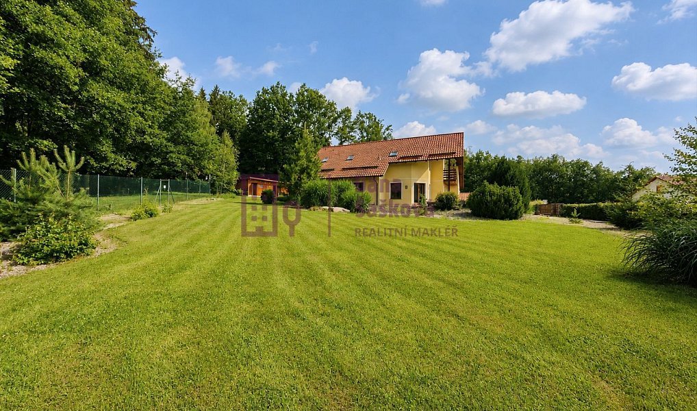 Prodej domu 210 m² s pozemkem 2 641 m², Rodvínov – náhled fotky 23