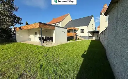 Prodej domu 200 m² s pozemkem 800 m², Moravany, okres Hodonín