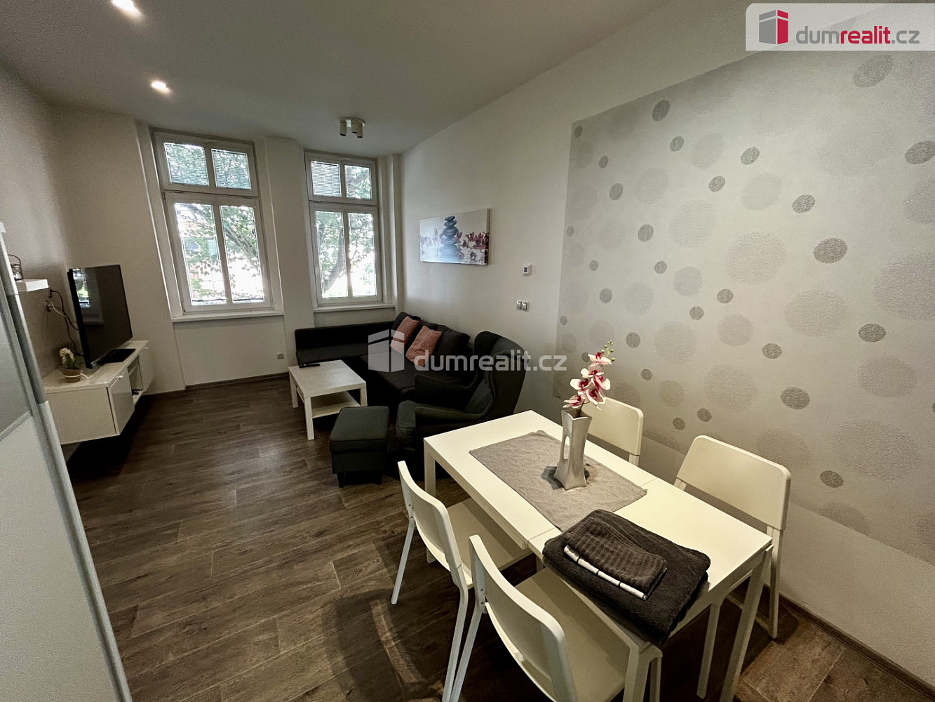 Pronájem bytu 2+1 60 m² — photo 2