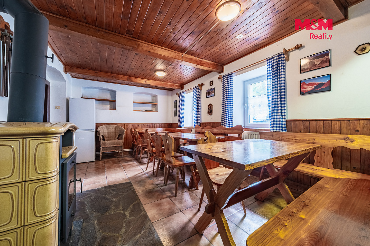 Prodej domu 285 m² s pozemkem 1 407 m² — photo 2