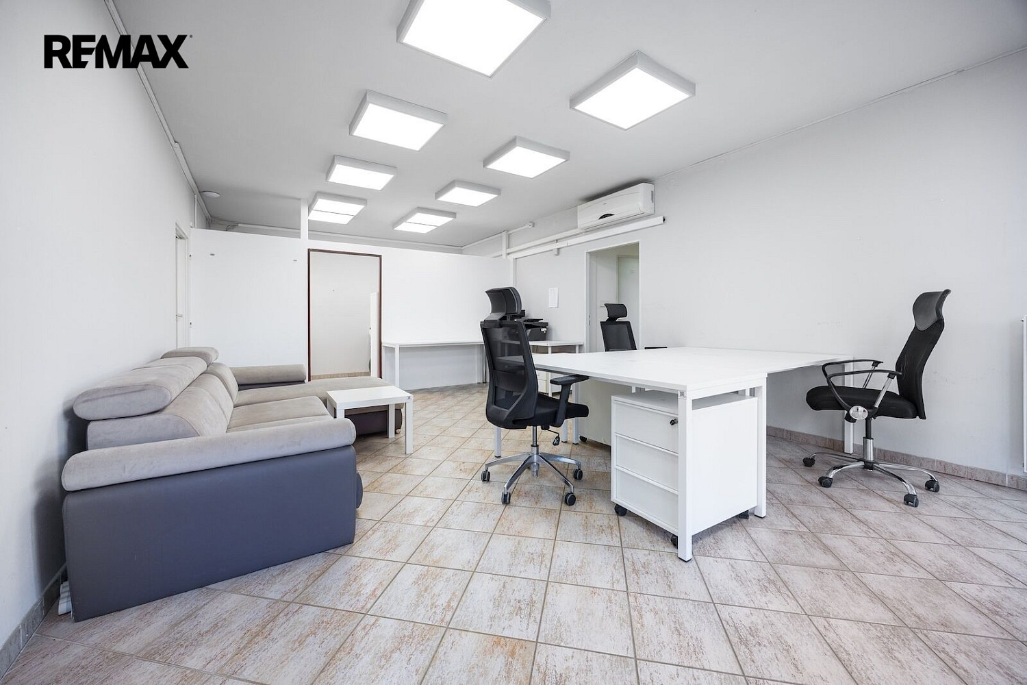 Pronájem obchodních prostor 120 m² – fotografie 5