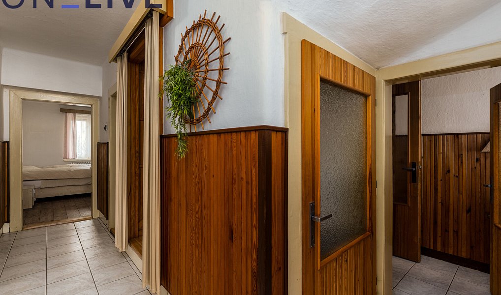 Prodej domu 236 m² s pozemkem 2 225 m², Zahořany – náhled fotky 18