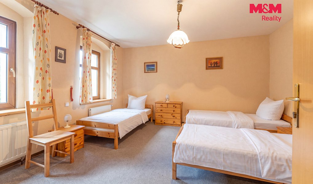 Prodej domu 270 m² s pozemkem 992 m², Loučná pod Klínovcem – náhled fotky 10
