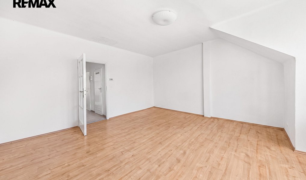 Prodej bytu 2+kk 42 m², Praha – náhled fotky 10