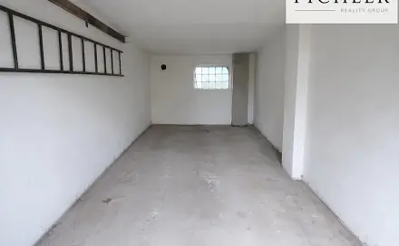 Zděná garáž na vlastním pozemku Plzeň Lobezská, Plzeň