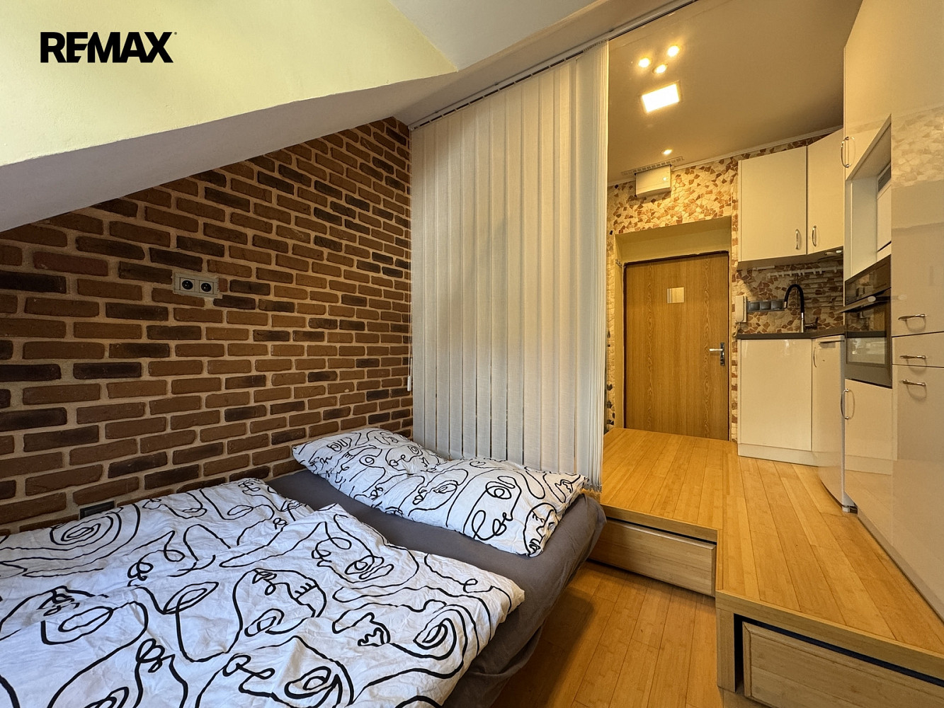 Prodej ubytovacího objektu 14 m² – další