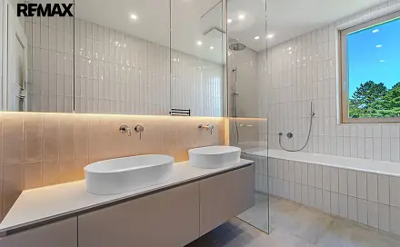 Prodej bytu 3+kk 77 m²