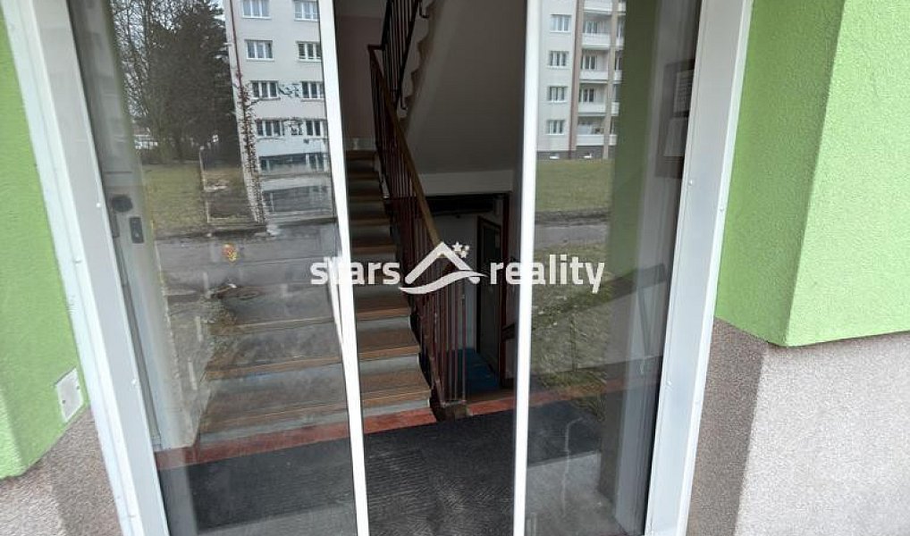 Pronájem komerčního objektu (jiného typu) 13 m², Kladno – náhled fotky 3
