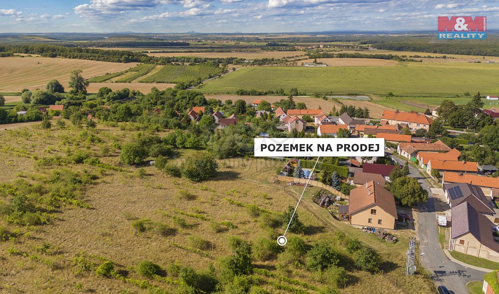 Prodej stavebního pozemku 1 974 m², Chrást – náhled fotky 9