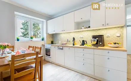 Prodej bytu 3+1 73 m², Ke Kamenci, Pardubice - Bílé Předměstí